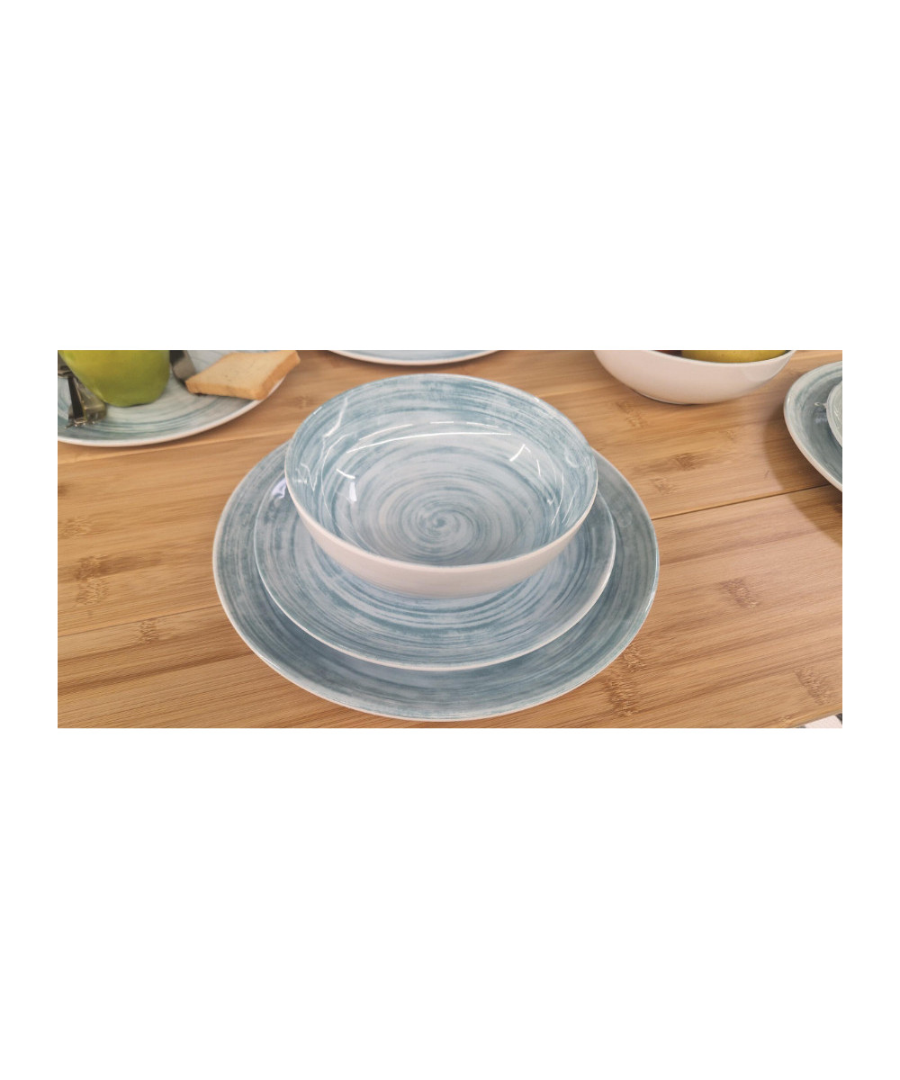Incasa Celeste dinnerware set - in melamine with non-slip surface
